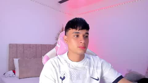 AXEL online show from July 29, 9:29 am