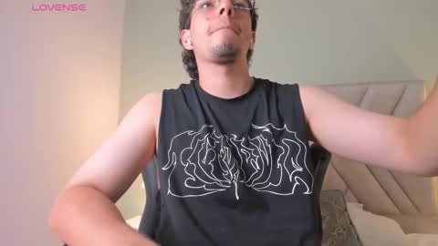 Snapshot of axel_creed chatting on February 25, 2:54 am Yooung King online show from February 25, 2:54 am