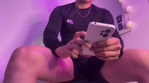 axel_es online show from February 24, 12:08 am