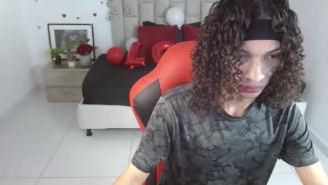 Axel online show from February 13, 11:12 pm