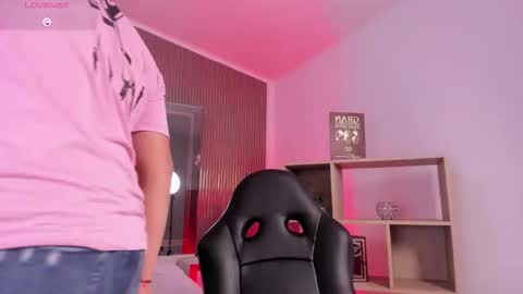 axel_grey_ online show from January 18, 12:09 pm