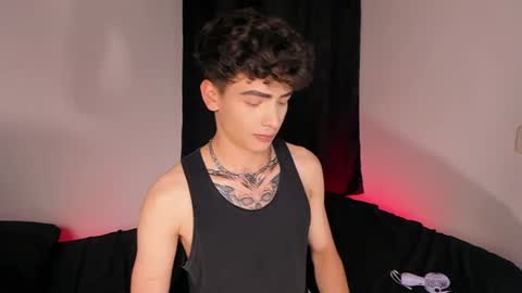 Snapshot of axel_inkshade chatting on June 13, 1:14 am Axel online show from June 13, 1:14 am
