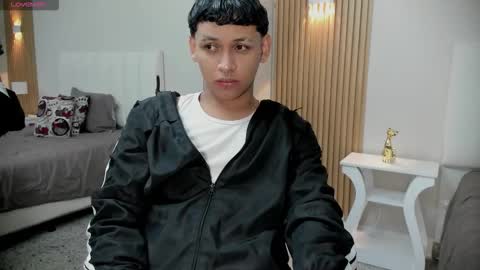 Alex online show from November 18, 1:00 am