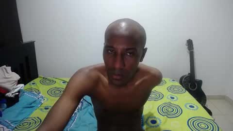 axel rios online show from October 10, 6:01 am