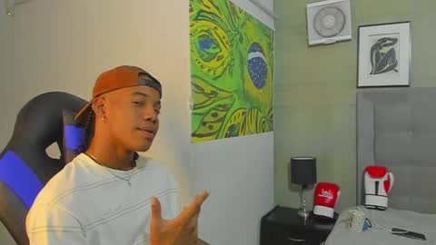 Snapshot of axel_silva3 chatting on October 9, 12:47 pm AXEL SILVA online show from October 9, 12:47 pm