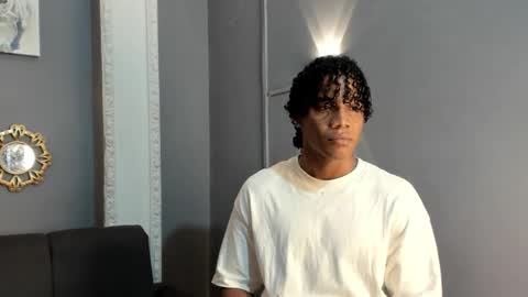 Snapshot of axel_silva3 chatting on October 21, 12:39 pm AXEL SILVA online show from October 21, 12:39 pm