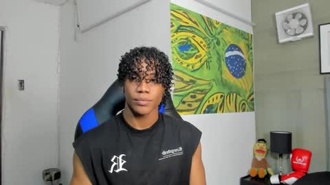 Snapshot of axel_silva3 chatting on November 5, 12:27 pm AXEL SILVA online show from November 5, 12:27 pm