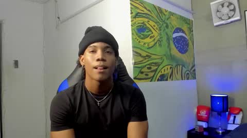 Snapshot of axel_silva3 chatting on November 21, 12:59 pm AXEL SILVA online show from November 21, 12:59 pm