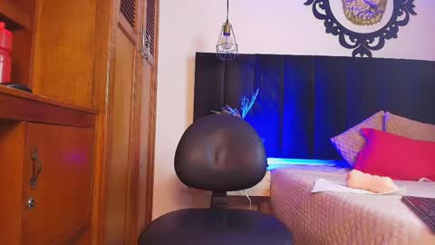     online show from September 29, 8:13 pm