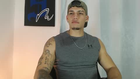 Snapshot of axel_taylor21 chatting on February 4, 1:23 am INDEPENDENT MODEL online show from February 4, 1:23 am
