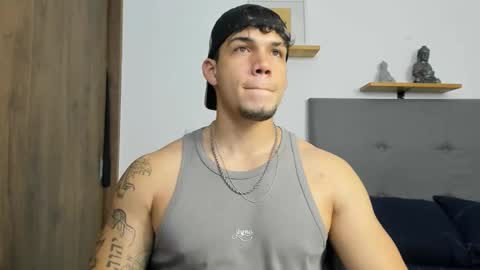 Snapshot of axel_taylor21 chatting on October 19, 6:14 am INDEPENDENT MODEL online show from October 19, 6:14 am