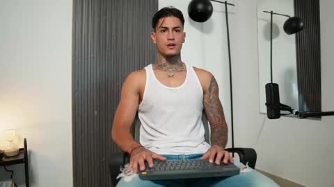Agustin online show from October 3, 8:28 pm