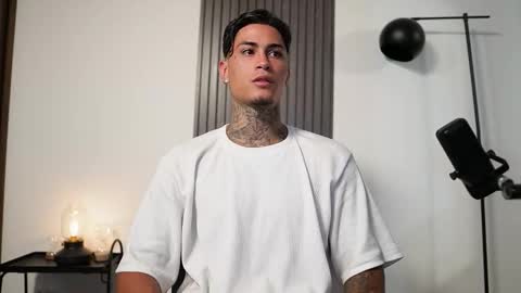 Agustin online show from October 8, 12:30 am