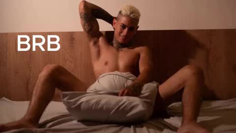 Agustin online show from October 10, 9:03 pm