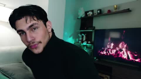 axelblack7 online show from April 8, 7:08 am