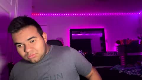 Snapshot of axelfigueroa2 chatting on November 15, 5:49 am axelfigueroa2 online show from November 15, 5:49 am