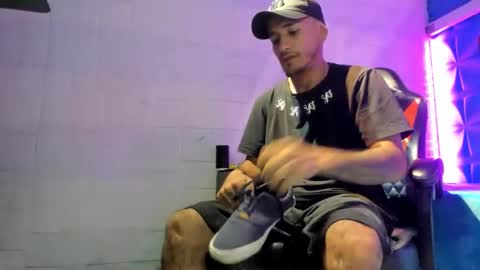 Axell Cross2 online show from October 21, 11:33 am