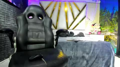 Axell Cross2 online show from October 31, 2:45 am