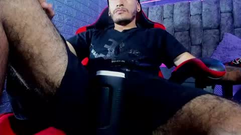 Snapshot of axell_cross2 chatting on July 11, 3:15 pm Axell Cross2 online show from July 11, 3:15 pm