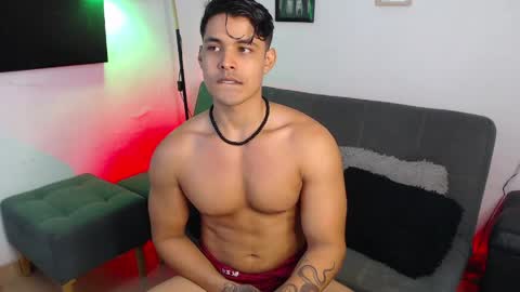 axell online show from April 25, 3:09 am