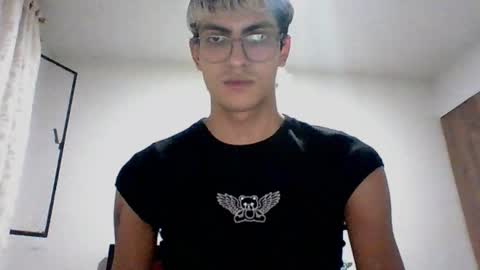 Axel  online show from December 2, 12:19 am