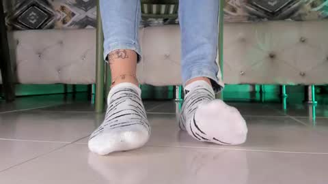 im your little femboy  ALEX   online show from March 27, 9:25 pm