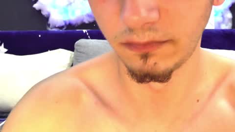 Snapshot of axelmaxximo chatting on October 24, 3:03 am Axxel online show from October 24, 3:03 am