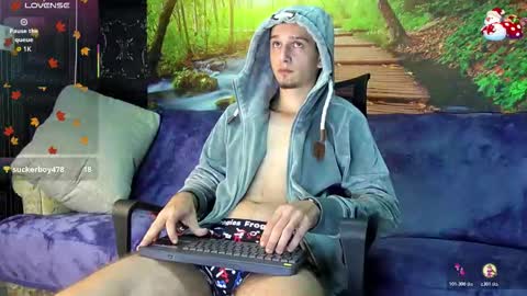 Snapshot of axelmaxximo chatting on November 8, 3:50 am Axxel online show from November 8, 3:50 am