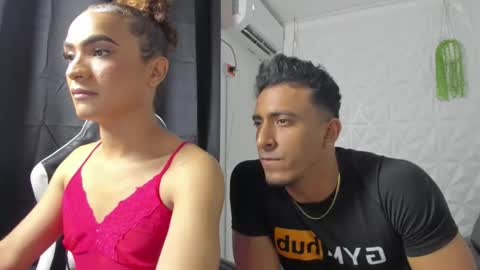 axelsavage042 online show from December 5, 7:54 pm