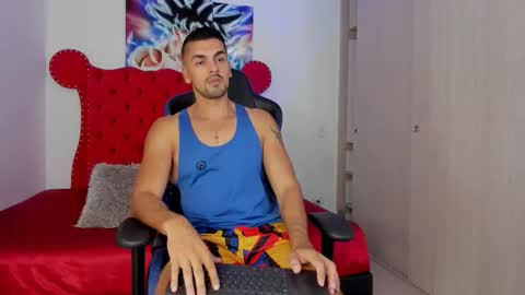 Snapshot of axelwinters_ chatting on November 25, 5:57 pm Axel online show from November 25, 5:57 pm