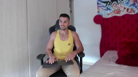 Axel online show from September 15, 9:04 pm