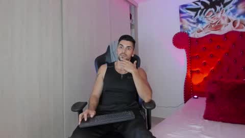 Axel online show from September 18, 8:22 pm