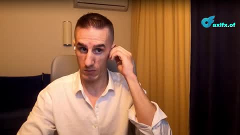 Axl online show from February 28, 12:22 am