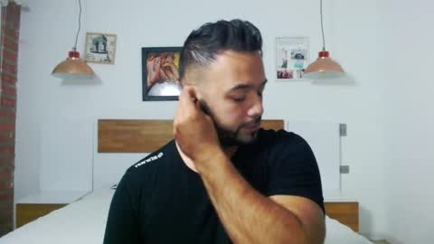 Snapshot of axxel_chris chatting on September 9, 8:47 am Cris Foster online show from September 9, 8:47 am