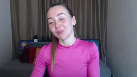 Jully online show from March 8, 1:25 pm