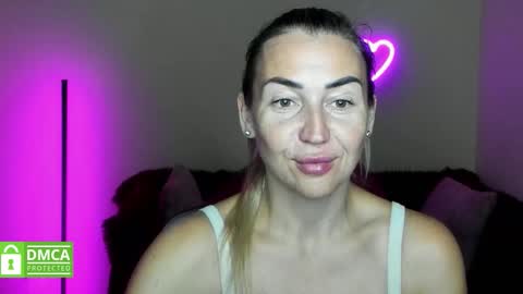 Jully online show from October 15, 5:35 pm