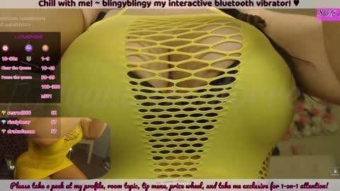 Snapshot of ayanadelatorre chatting on December 23, 11:17 pm Ayana Delatorre online show from December 23, 11:17 pm