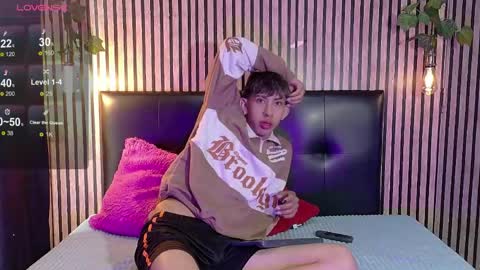 Ayano Aishi online show from April 7, 12:49 pm