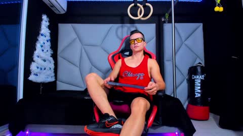 Ayden Miller online show from December 6, 6:15 am