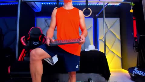 Snapshot of aydenmillerdom chatting on February 21, 3:40 am Ayden Miller online show from February 21, 3:40 am