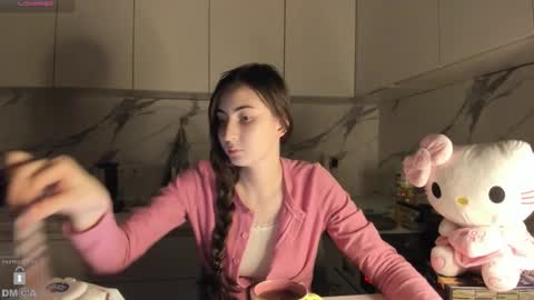 Ayesha online show from February 11, 7:41 pm