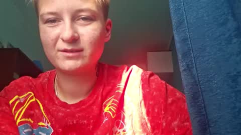 Snapshot of ayeshasahsman chatting on December 1, 9:03 am ayeshasahsman online show from December 1, 9:03 am