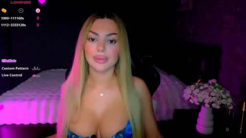  Ayla Demir  online show from April 5, 8:50 pm