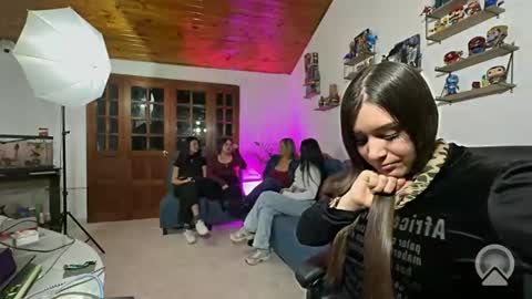 nany online show from February 12, 7:58 am