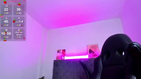 Ayliinn  online show from November 27, 2:57 am