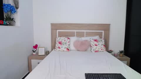 Aylin Ross online show from November 11, 7:58 pm