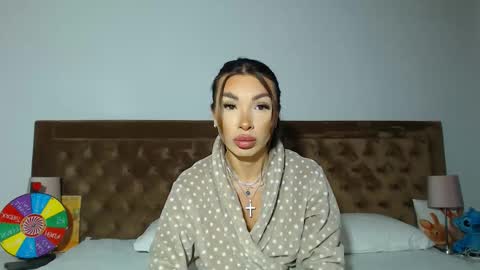 Aylin online show from March 29, 7:30 am