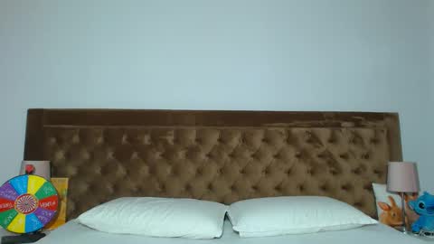 Aylin online show from April 1, 5:19 am