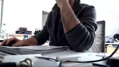 Snapshot of aylinniyerim chatting on March 16, 10:19 am aylinniyerim online show from March 16, 10:19 am