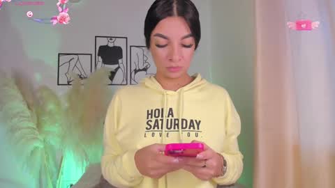Aylin  online show from September 20, 11:33 am